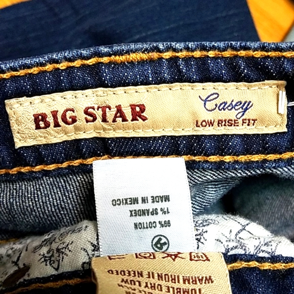 BIG STAR 26x29 2008 CASEY LOW-RISE FIT FADED DISTRESSED DARK WASH BOOTCUT JEANS - Picture 8 of 8